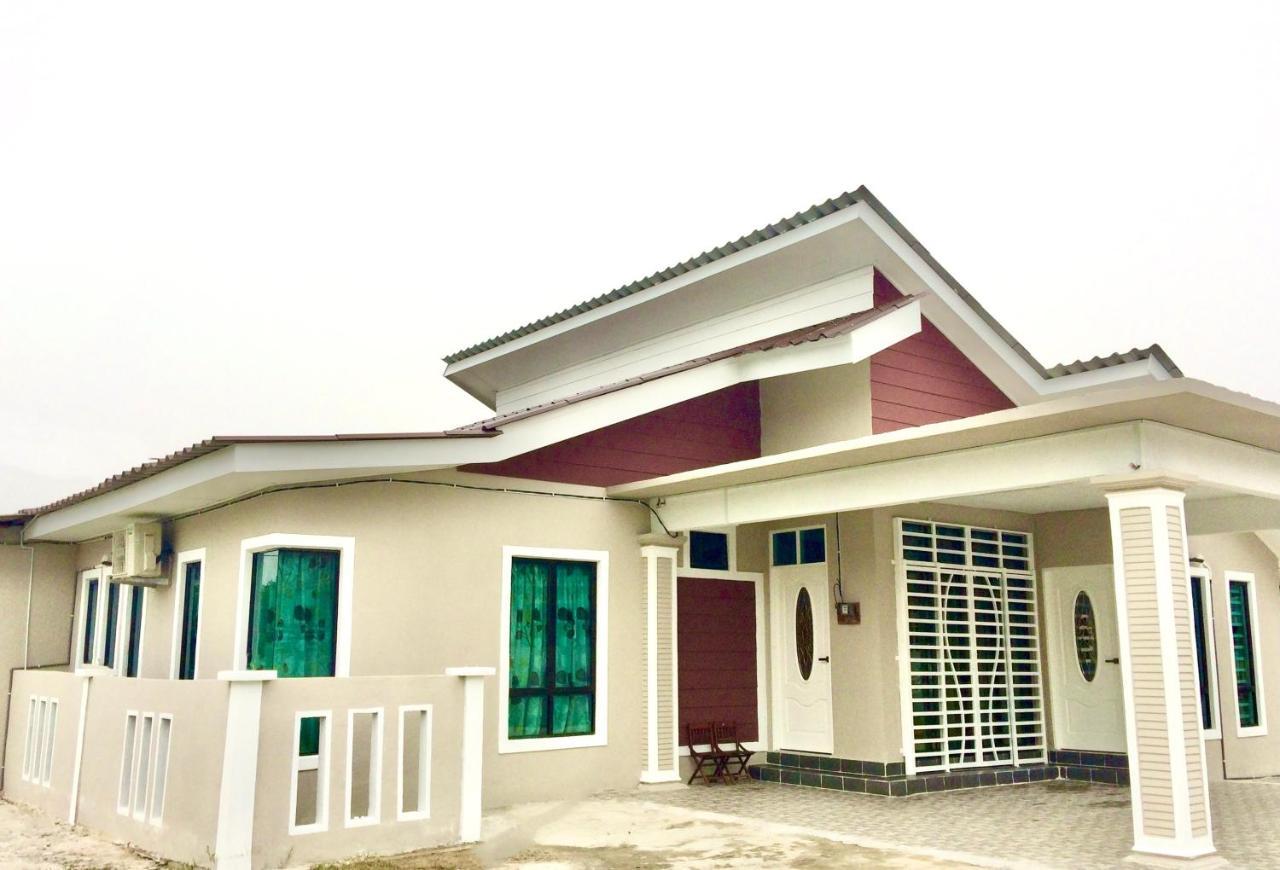 Aina Guest House Kota Bharu Esterno foto